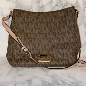 Michael Kors crossbody purse